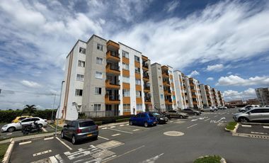 apartamento en arriendo en conjunto residencial caminos de pangola. Cod A108173