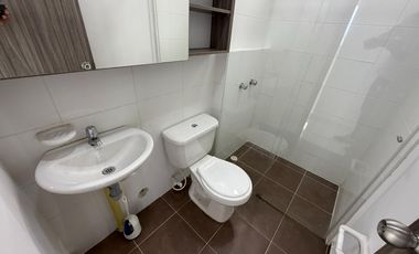 apartamento en arriendo en conjunto residencial caminos de pangola. Cod A108173