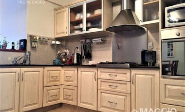 VENTA CASA 5 AMBIENTES VILLA LUZURIAGA