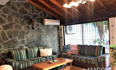 VENTA CASA 5 AMBIENTES VILLA LUZURIAGA