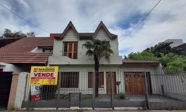 VENTA CASA 5 AMBIENTES VILLA LUZURIAGA
