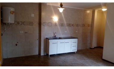 HERMOSO PH DE 2 AMBIENTES A ESTRENAR!! Chile 1700