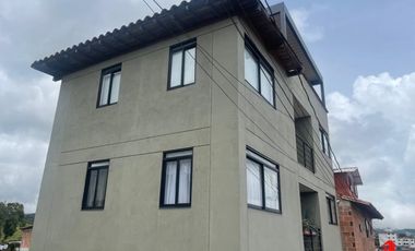 edificio en venta en urbano. Cod V6320