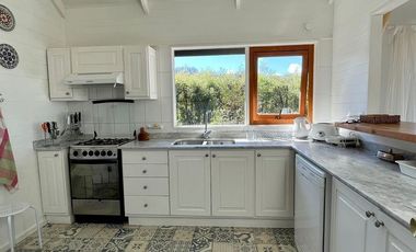 Moderna y funcional casa arriendo temporada