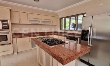 CASA  CAMPESTRE   VENTA  RIBERAS DE LAS MERCEDES JAMUNDI VALLE