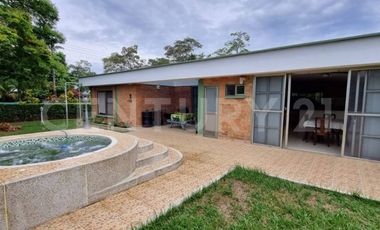 CASA  CAMPESTRE   VENTA  RIBERAS DE LAS MERCEDES JAMUNDI VALLE