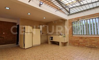 CASA  CAMPESTRE   VENTA  RIBERAS DE LAS MERCEDES JAMUNDI VALLE