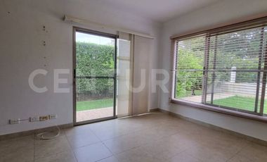 CASA  CAMPESTRE   VENTA  RIBERAS DE LAS MERCEDES JAMUNDI VALLE