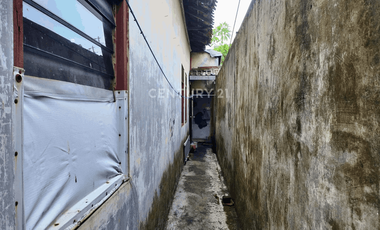 Rumah Dekat Benteng Kraton Hanya 600 M Ke Pasar Ngasem