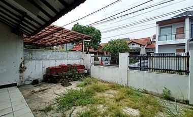 Di Sewakan Rumah Siap Huni 4 Kamar di Taman Kopo Indah 2 Bandung