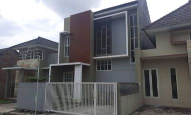 Rumah 2 lantai Ready Stok di Sukun Pondok Indah