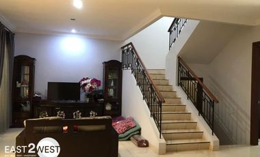 Disewakan Rumah Vermont Parkland BSD City Tangerang Selatan Bagus Nyaman Strategis Full Furnished
