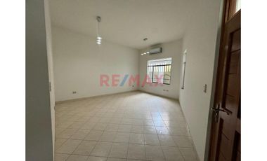 Venta De Departamento En Primer Piso – Country Club Piura, Cerca Al Gobierno Regional