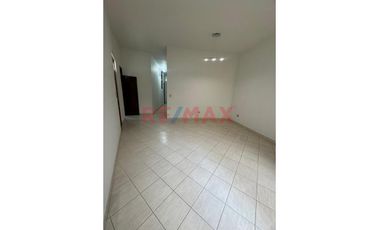 Venta De Departamento En Primer Piso – Country Club Piura, Cerca Al Gobierno Regional