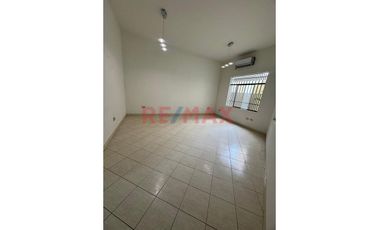 Venta De Departamento En Primer Piso – Country Club Piura, Cerca Al Gobierno Regional