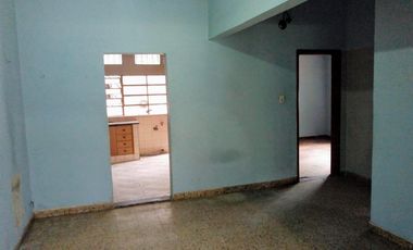 Casa + departamento en venta, W. C. Morris, Hurlingham