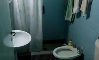 Casa + departamento en venta, W. C. Morris, Hurlingham