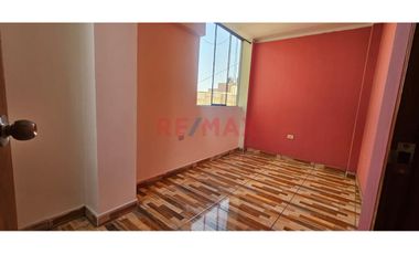 Departamento En Venta – 5To Piso Con Vista Urb. Razuri