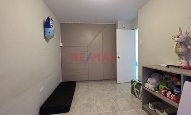 Se Alquila Casa De 2 Pisos En La Urbanizacion Sol De Lambayeque Ii Etapa , Galilea