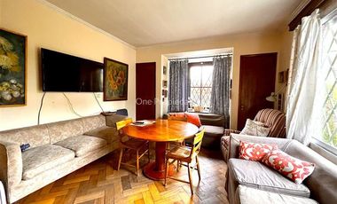 Casa en Venta en Las Azucenas | Casa en Venta (2D1B) | Providencia | One Propiedades