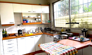 Casa en Venta en Las Azucenas | Casa en Venta (2D1B) | Providencia | One Propiedades