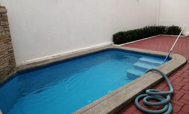 ALQUILER DE CASA AMOBLADA DE 3 HABITACIONES CON PISCINA