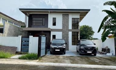 4BR House and Lot for Sale in Villa Vienna Neopolitan, Quezon City