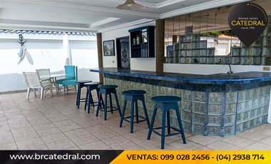 Casa de venta en Salinas – código:20827