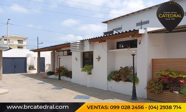 Casa de venta en Salinas – código:20827