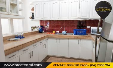 Casa de venta en Salinas – código:20827