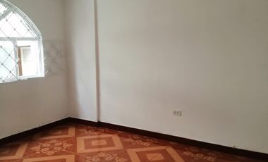 casa en venta en marsella. Cod V4191