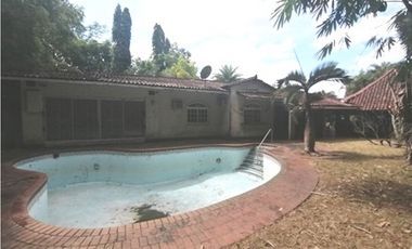 AMPLIA CASA EN LAS CUMBRES GANGA