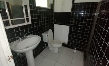 AMPLIA CASA EN LAS CUMBRES GANGA