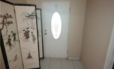 AMPLIA CASA EN LAS CUMBRES GANGA