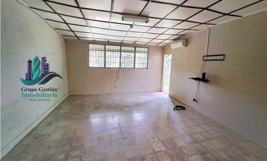 ALQUILO/VENDO CASA AMPLIA INTERAMERICANA