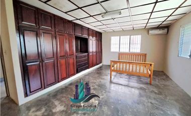 ALQUILO/VENDO CASA AMPLIA INTERAMERICANA