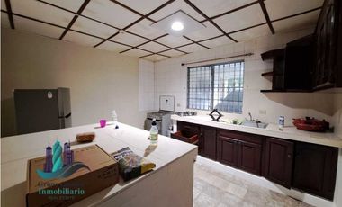 ALQUILO/VENDO CASA AMPLIA INTERAMERICANA