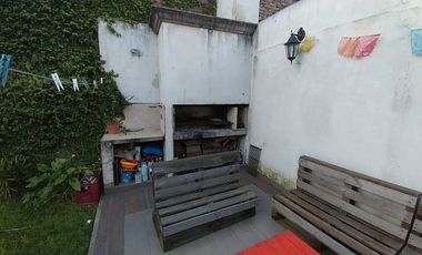 Casa PH en venta en Lanus Este