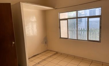 CASA EN VENTA EN COLINAS DEL TOPO CHICO, ESCOBEDO, N.L.