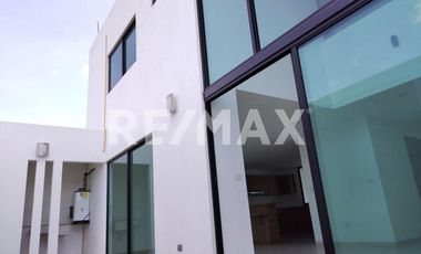 VENTA DE CASA EN MEXICALTZINGO 