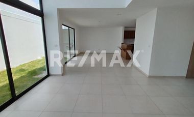 VENTA DE CASA EN MEXICALTZINGO 