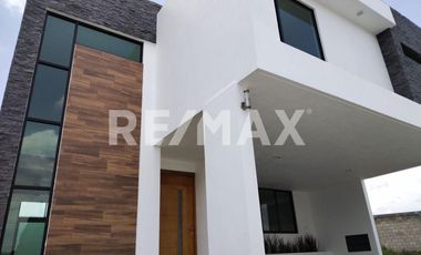 VENTA DE CASA EN MEXICALTZINGO 