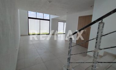 VENTA DE CASA EN MEXICALTZINGO 