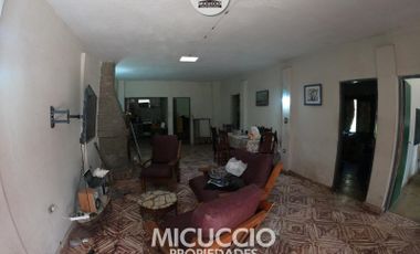 Casa en venta, Pampa 495 entre Las Margaritas y Jazmín, Belén de Escobar