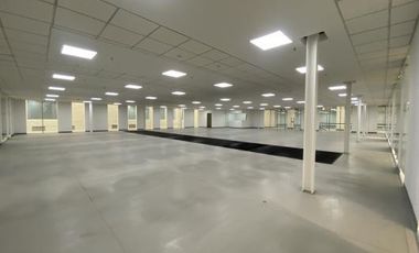 edificio en arriendo en puente aranda. Cod A1012264