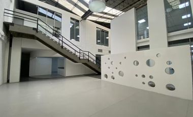 edificio en arriendo en puente aranda. Cod A1012264