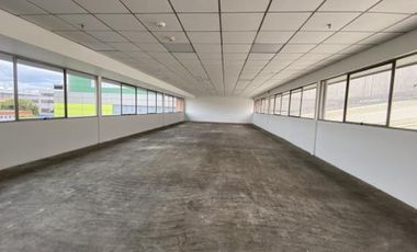 edificio en arriendo en puente aranda. Cod A1012264