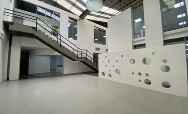 edificio en arriendo en puente aranda. Cod A1012264