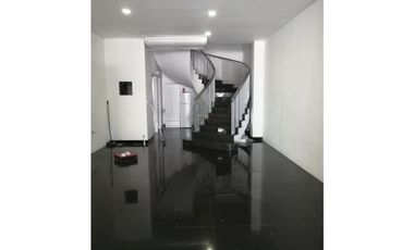 Alquiler de Local en Obarrio Plaza Comercial (MM)