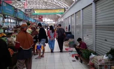 Disewakan Kios Pasar Modern Intermoda Blok A BSD City Tangerang Posisi Di depan Lapak Murah